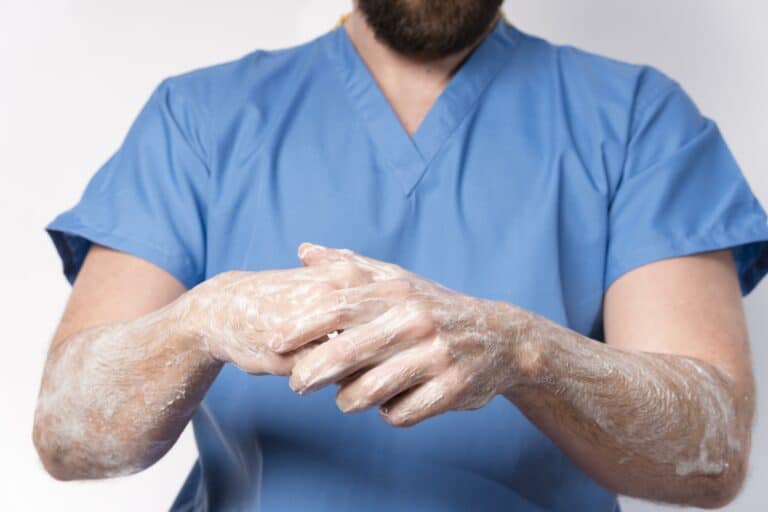 Um creme antisséptico promete revolucionar a higienização das mãos e o cuidado dermatológico