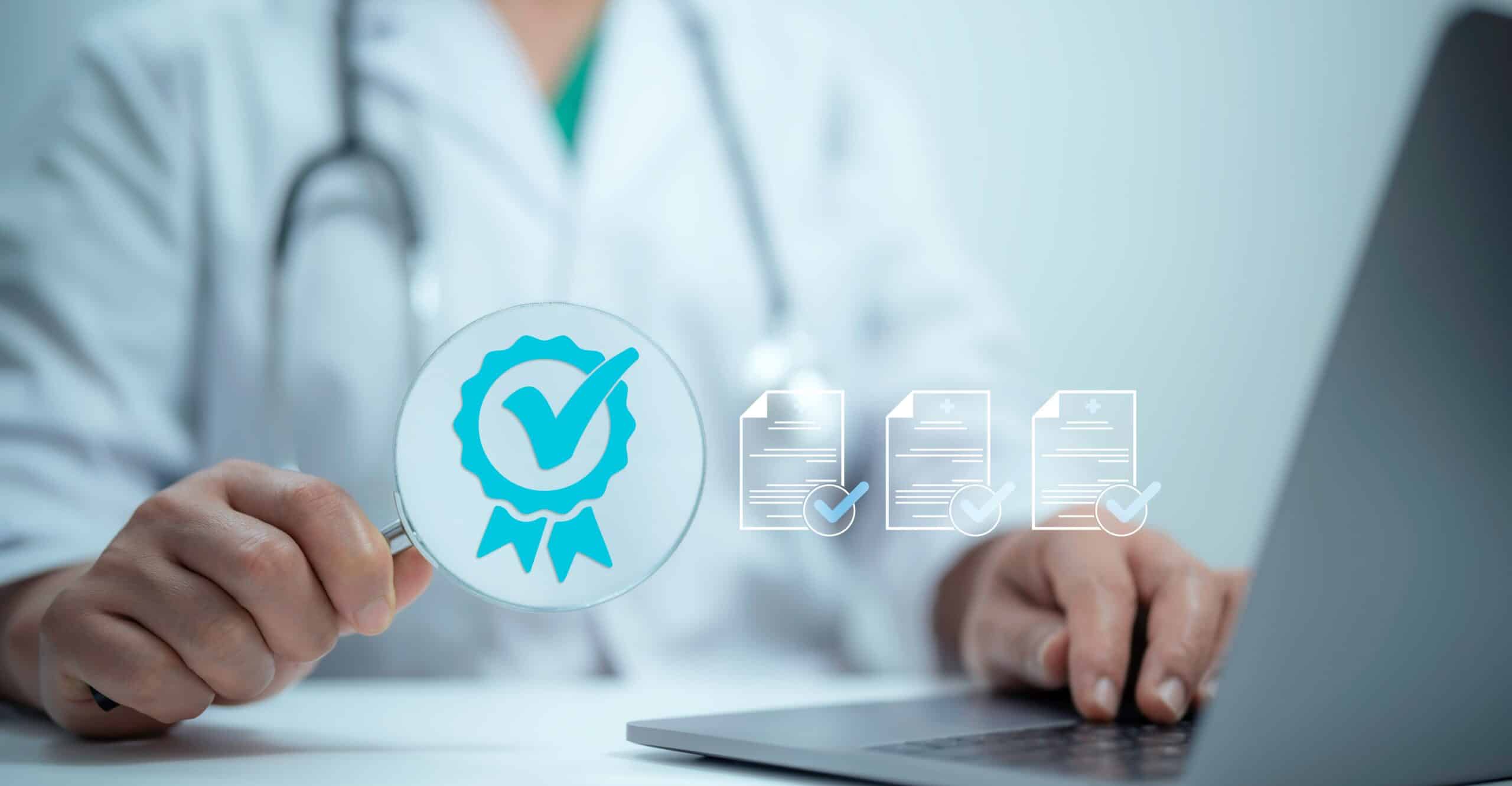 Farmacêuticos reduzem em até 67% as revisitas hospitalares por eventos adversos relacionados a medicamentos