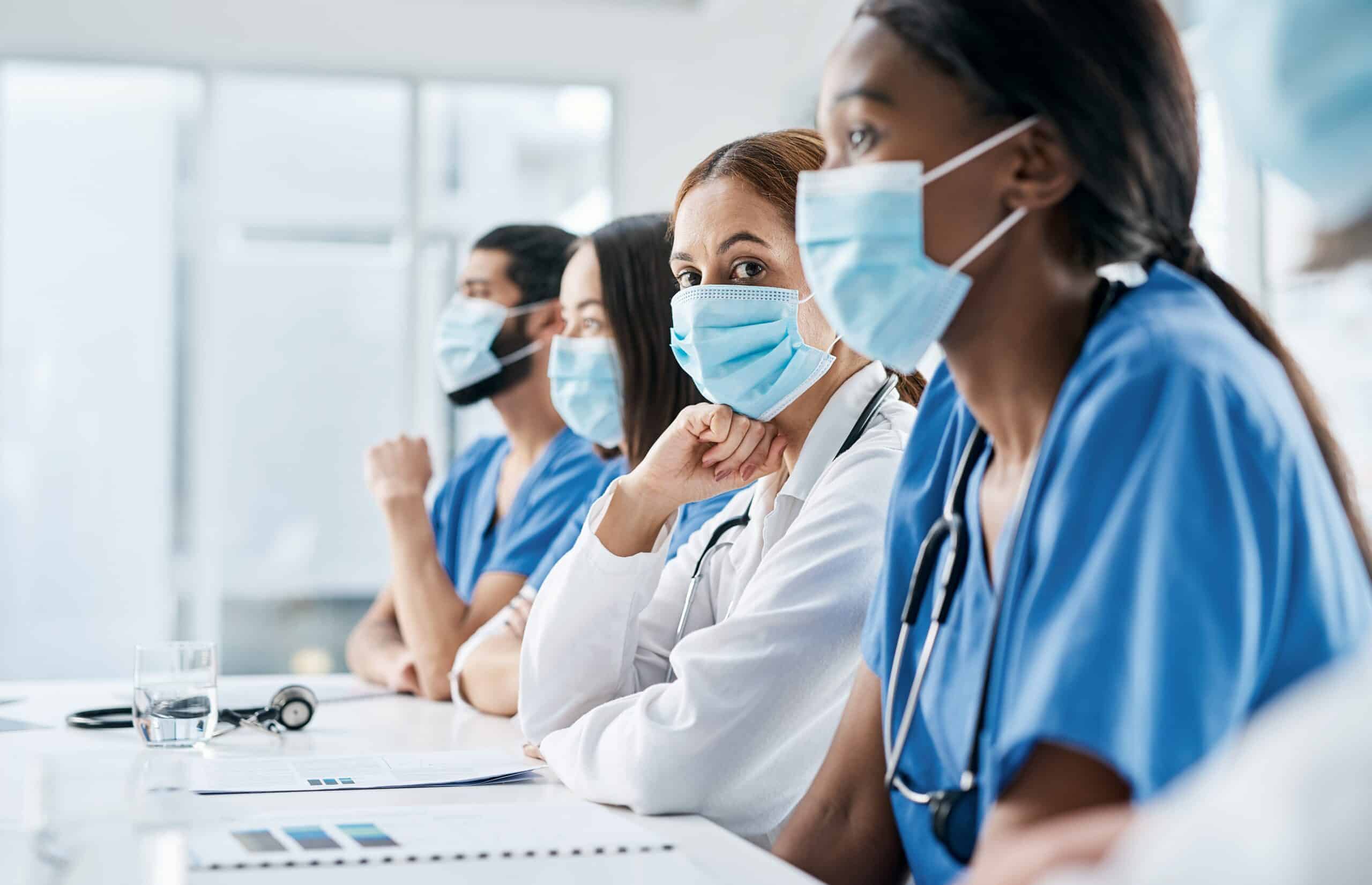 Auditoria com feedback melhora a prática profissional, mas combinação com outras estratégias amplia seus efeitos na segurança do paciente